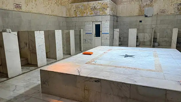 Fethiye'de hamamcı, hamamın önemine dikkat çekti