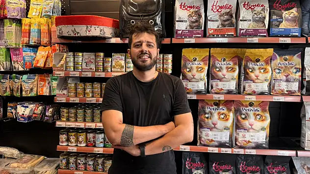 Fethiye'de Petshop sahibi uyarıyor: Sahte mama ve kalitesiz ürünlere dikkat!