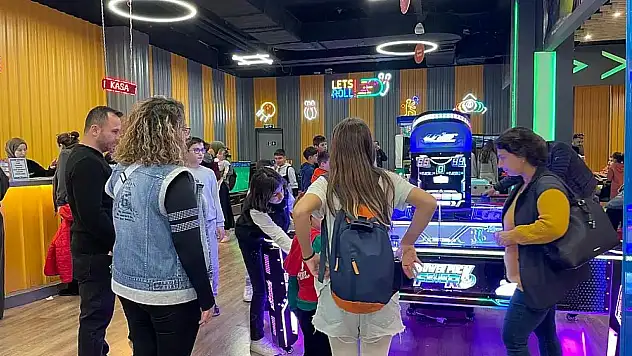 Fethiye'de sömestr tatilinin ilk gününde oyun alanları doldu