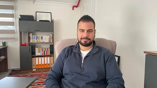 Fethiye'de uzmandan uyarı: 'Sanal kumar bağımlılığı sessizce yayılıyor'