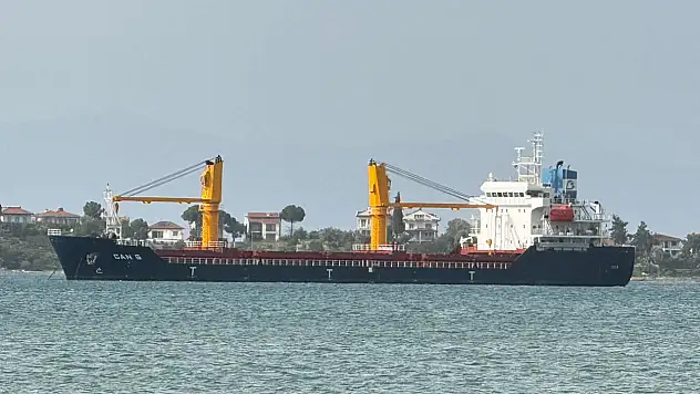 Fethiye Körfezi'ne 'CAN S' gemisi demirledi