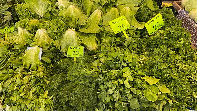 Fethiye Patlangıç Pazarı'nda gündem yine fiyatlar oldu