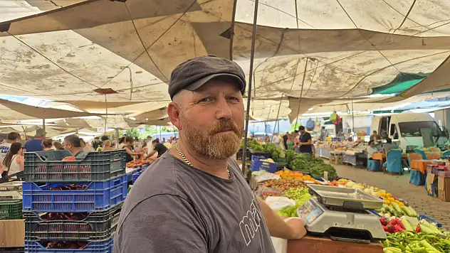 Fethiye Pazar Pazarı Esnafı Gürsu, İşlerin Zayıf Olduğunu Söyledi