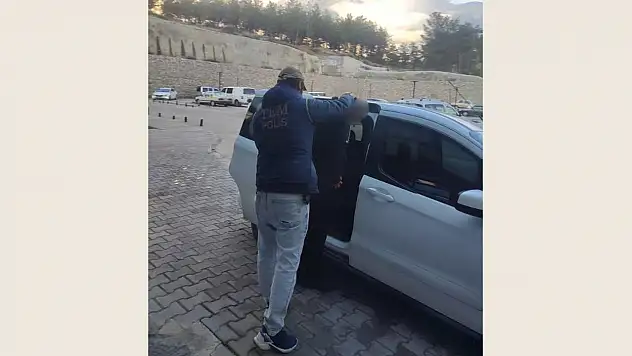 Fethiye ve Ortaca'da FETÖ operasyonu: 2 firari hükümlü yakalandı