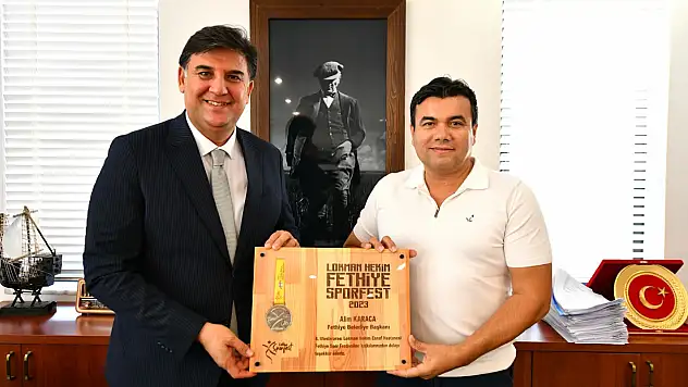 Fethiyespor'dan Başkan Karaca'ya Ziyaret