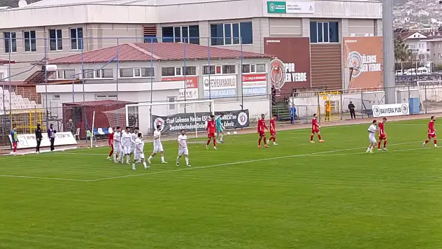 Fethiyespor evinde mağlup oldu 0-3