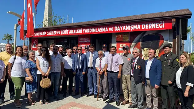 GAZİ VE ŞEHİT AİLELERİ DERNEĞİNE ZİYARET