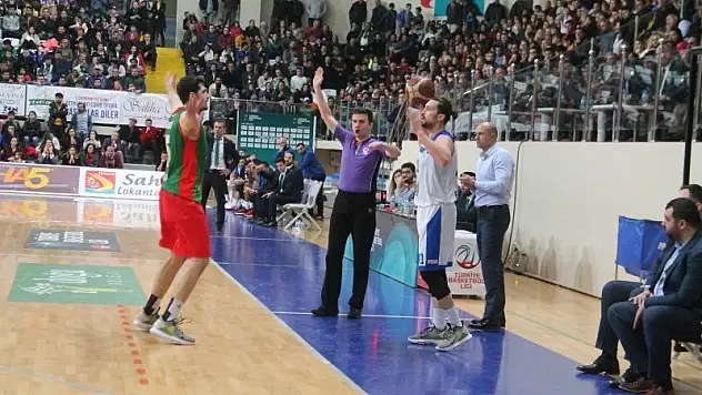 Gündem Dışı programının ilk konuğu Sercan Ergin oldu 