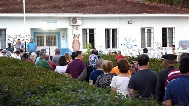 İFTAR ÇADIRI KAYAKÖY'LÜLERLE BULUŞTU