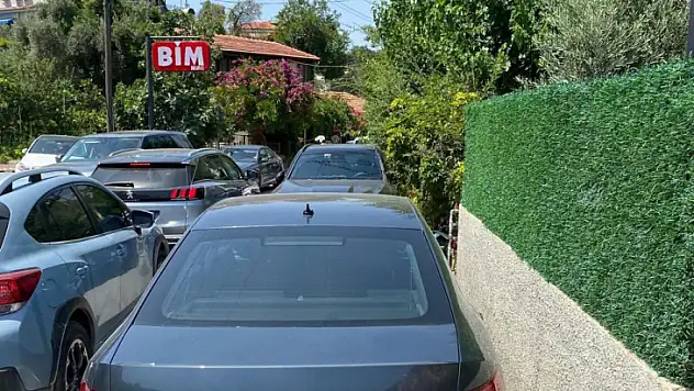 Jandarma trafik ekipleri hatalı parklara geçit vermiyor