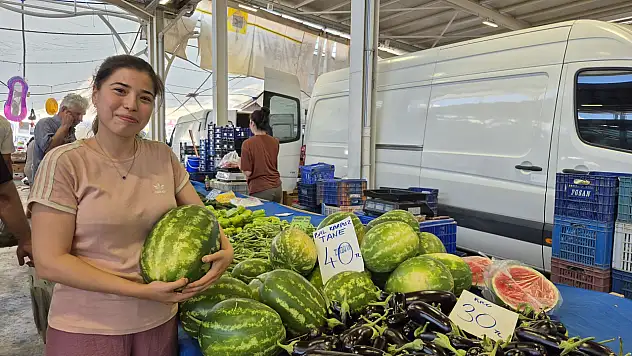 Kadın Pazarcıların Emeği Takdir Topluyor