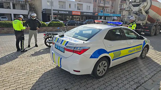 Karaçulha'da araç ve motosikletlere trafik denetimi