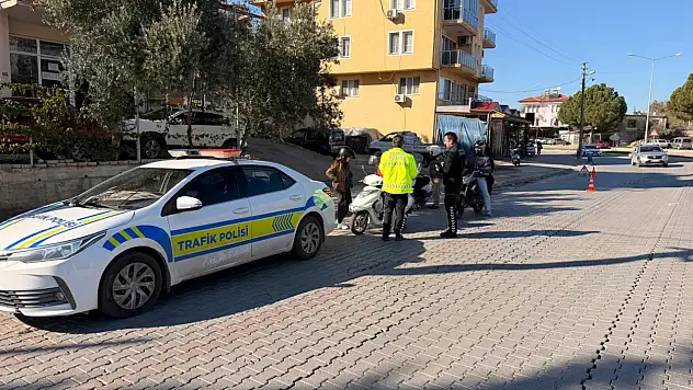 Karaçulha Mahallesi Çalıca Kavşağı'nda motosiklet denetimi