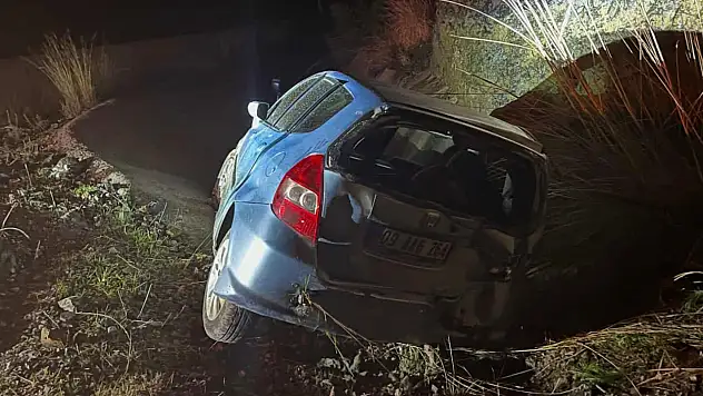 Katrancı Kavşağı'nda Kaygan Yol Kazaya Neden Oldu