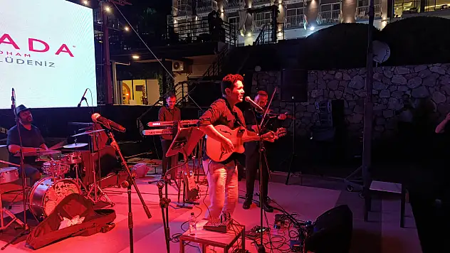 Keremcem'den Fethiye'de unutulmaz konser