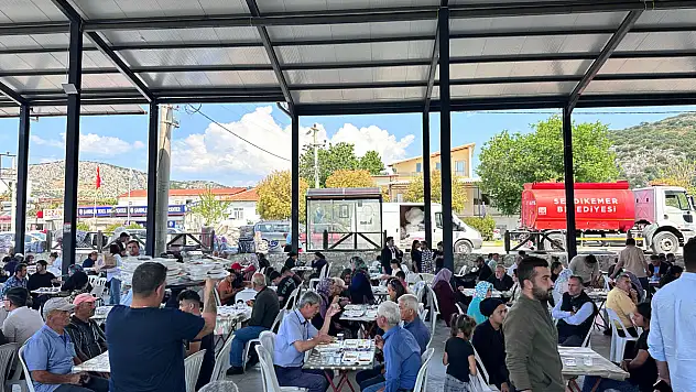 Melahat Karaca'nın hayrına 52 yemeği düzenlendi