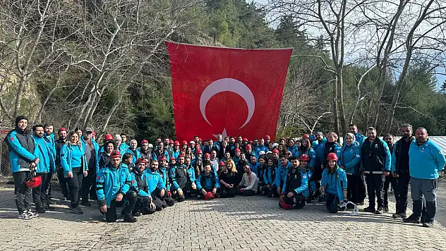 Muğla UMKE'den afetlere yönelik kapsamlı eğitim tatbikatı