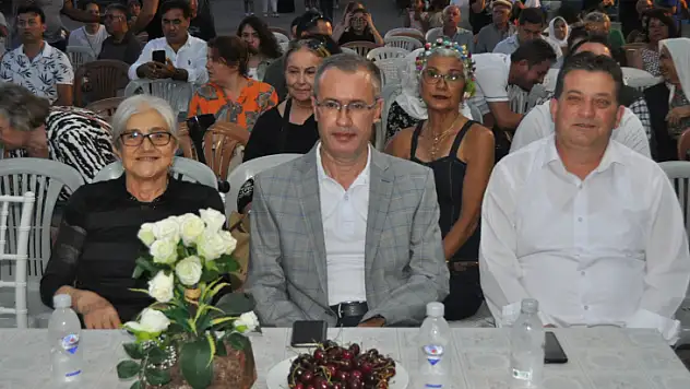 Nif Kiraz Festivali coşkuyla geçti