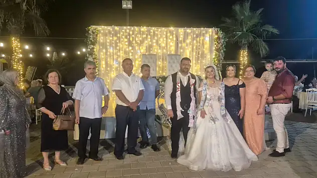 Oytun ile Dilek Bir Ömür Birlikteliğe Evet Dedi