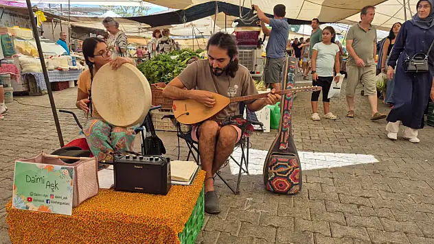 Pandemide Başlayan Müzik Yolculuğu Pazarlarda Sürüyor