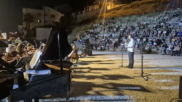 Poli Orkestrası Sahne Aldı, Klasik Müzik Rüzgarı Esti