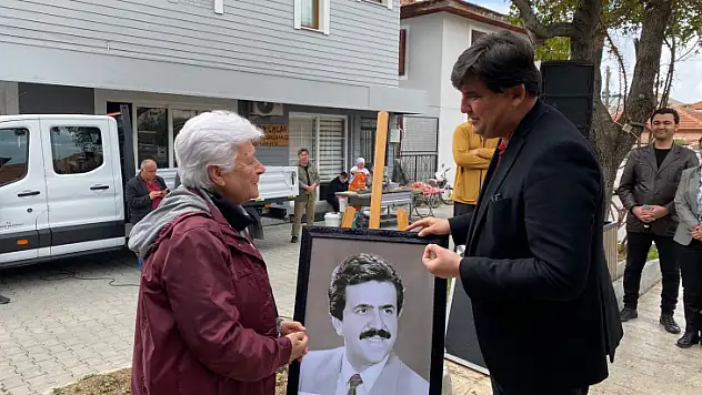 TRT TÜRK HALK MÜZİĞİ SANATÇISI ANISINA LOKMA HAYRI