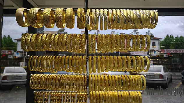 Ulutürk, 'Altın yükselmeye devam ediyor'