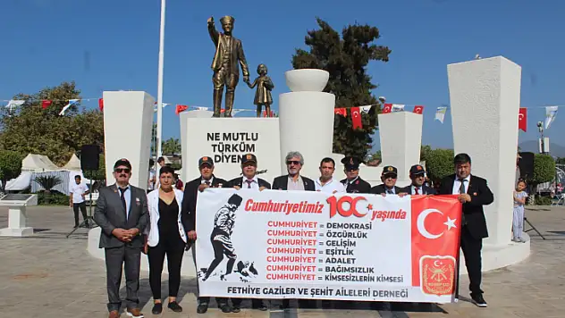 Ünal, 'Çocuklara ve Gençlere Armağan Edilmiştir'