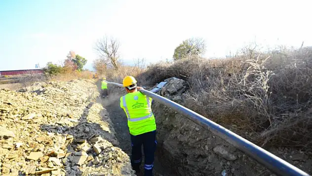 Yeniköy Mahallesinin içme suyu hatları yenileniyor