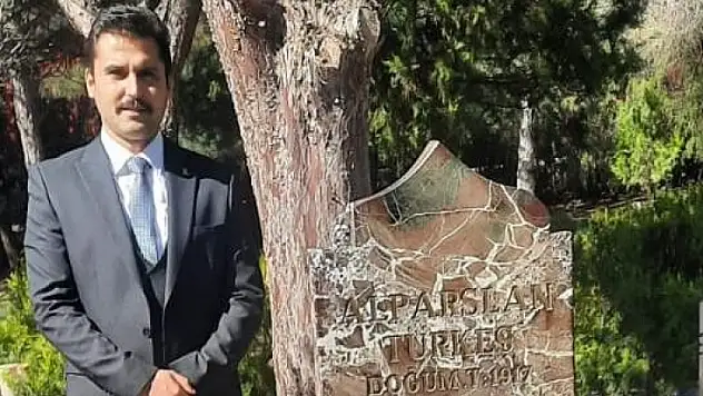 Yıldırım, Türkeş ve Yazıcıoğlu'nun kabirlerini ziyaret etti