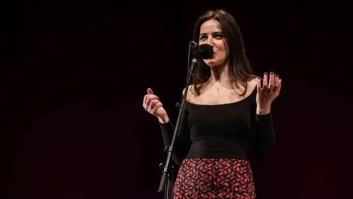 'İş Sanat Çarşamba Sahnesi' Ece Göksu konseriyle başlayacak