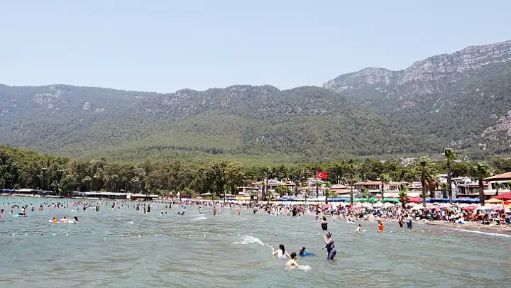Akyaka'da yoğunluk devam ediyor