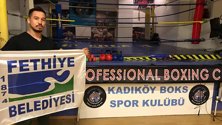 FETHİYELİ BOKSÖR İKİNCİ MAÇINI DA KAZANDI