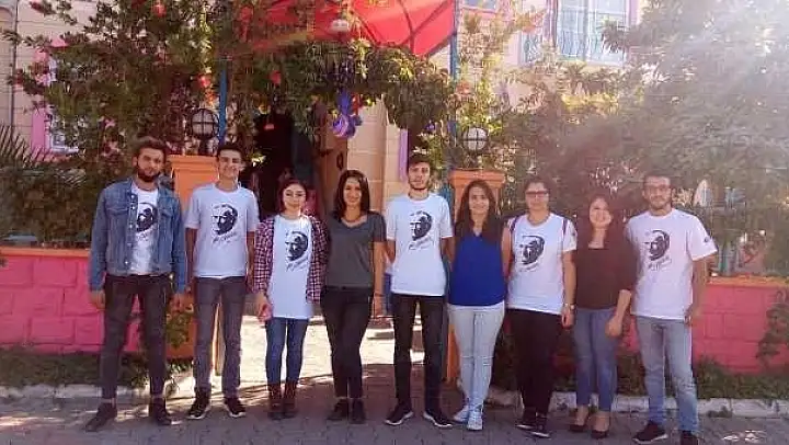 NURSEL ÖZDEMİR ÖĞRENCİLERİ ÜNİVERSİTELİLERLE BİRARAYA GELDİ
