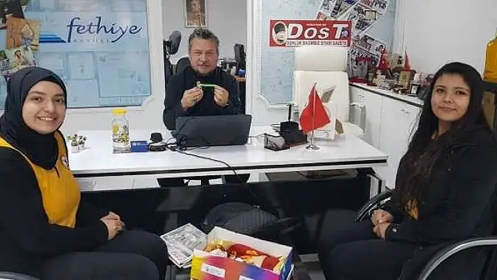 Öğrenciler gazetecileri gününde unutmadı