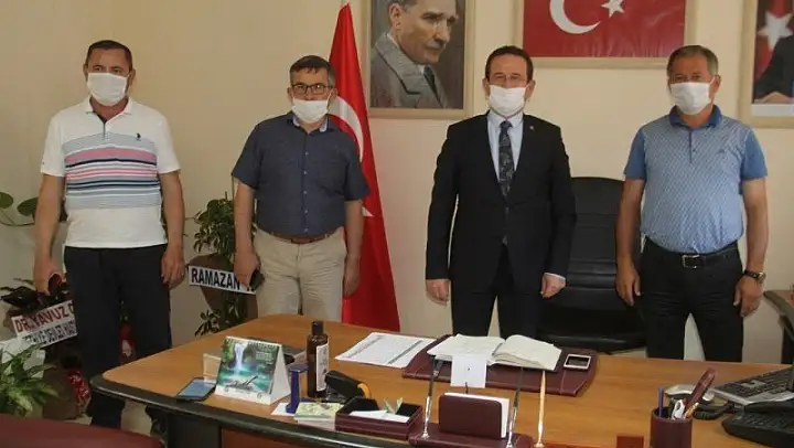 Soydemir, 'Siyasi partiler olmazsa olmazlarımızdandır'