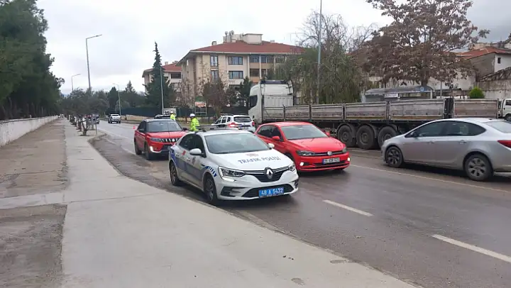 Yeni Yıl Öncesi Trafik Denetimleri Artırıldı