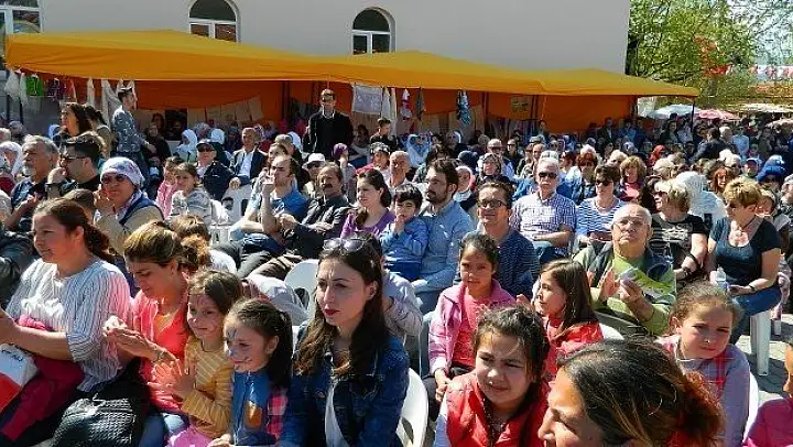 Yeşil Üzümlü Festivali Renkli Geçti