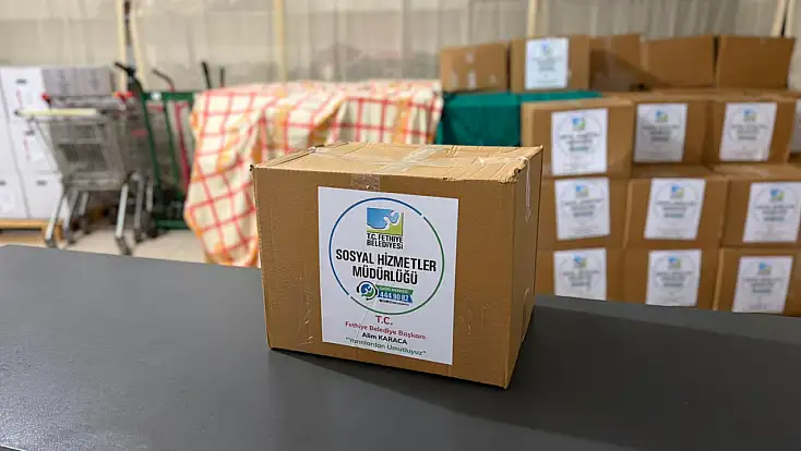 Ramazan kolileri Fethiye’de hanelere ulaştırılmaya başlandı