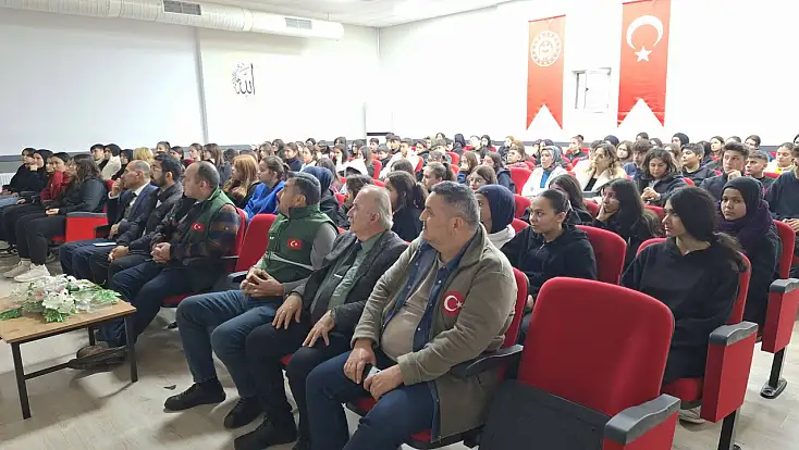 Seydikemer’de öğrencilere yeşilay eğitimi