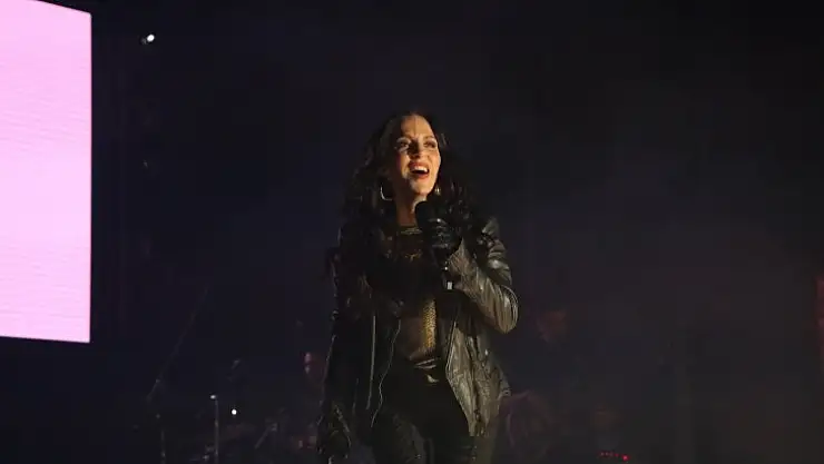 14 Günlük Yılbaşı Partisi Etkinlikleri Sertab Erener'le Zirveye Çıktı