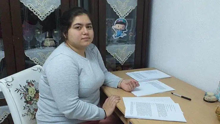 15 yaşında roman yazan Sıla, kitabını basmak için destek bekliyor
