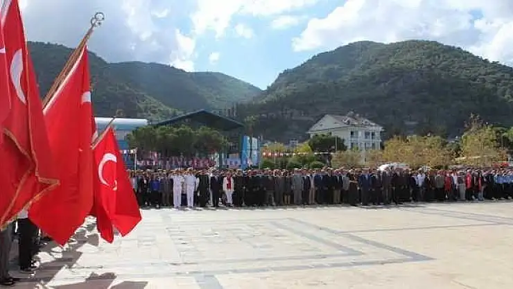 29 EKİM CUMHURİYET BAYRAMI KUTLAMA TÖRENİNE YOĞUN KATILIM…