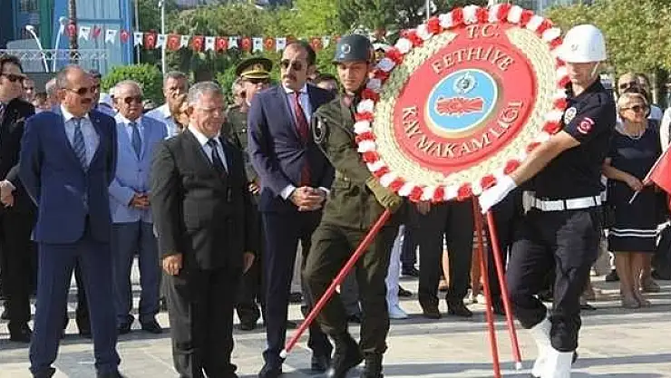 30 AĞUSTOS COŞKUYLA KUTLANDI