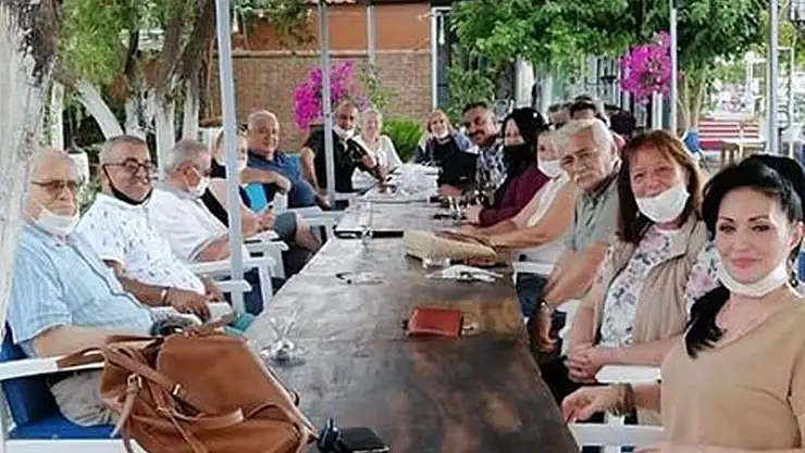 4 Ay Aradan Sonra Tekrar Buluştular