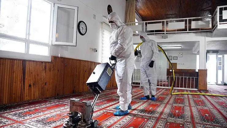 41 mahallede bulunan tüm camilerde temizlik çalışması başladı 