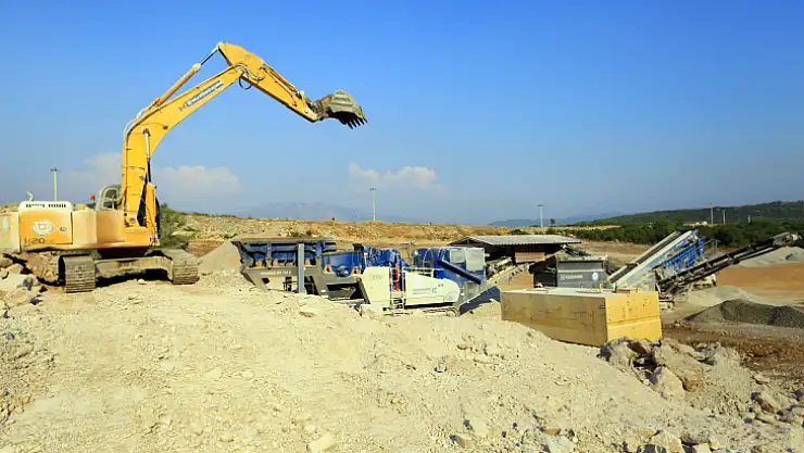 541 Futbol Sahası Büyüklüğünde Hafriyat Bertaraf Edildi