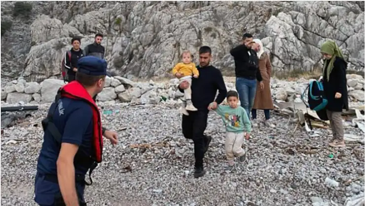 8 düzensiz göçmen yakalandı