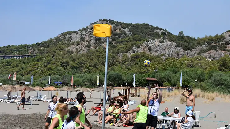 8. Kulüpler Plaj Korfbol Turnuvası'na 7 kulüpten 42 sporcu ve toplam 60 kişi katıldı