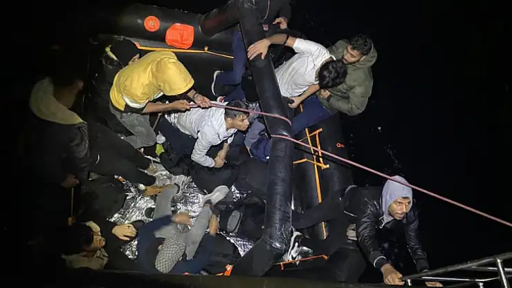 92 düzensiz göçmen yakalandı, 24'ü kurtarıldı